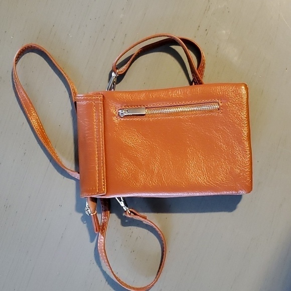 Befen- Womens Leather Chestnut Crossbody Phone Bag Multiple Compartments NWOT - Picture 6 of 10